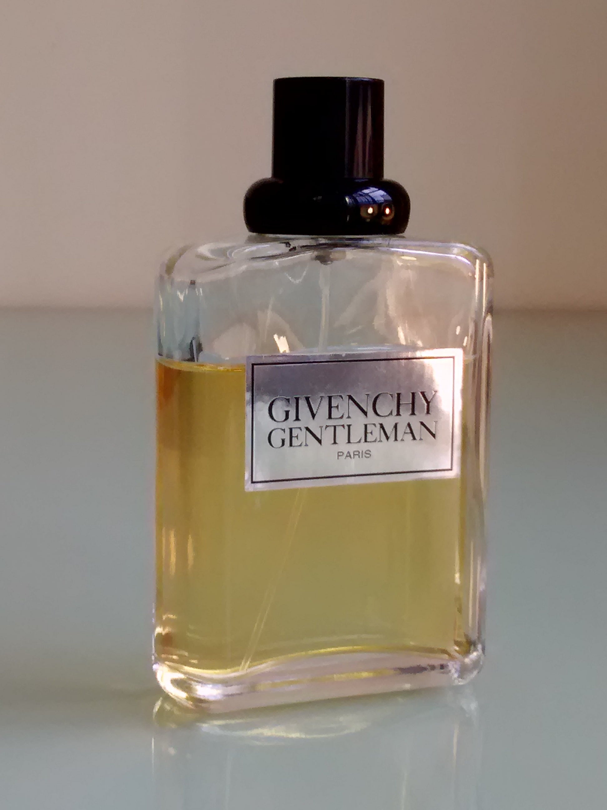 Givenchy hotsell gentleman original